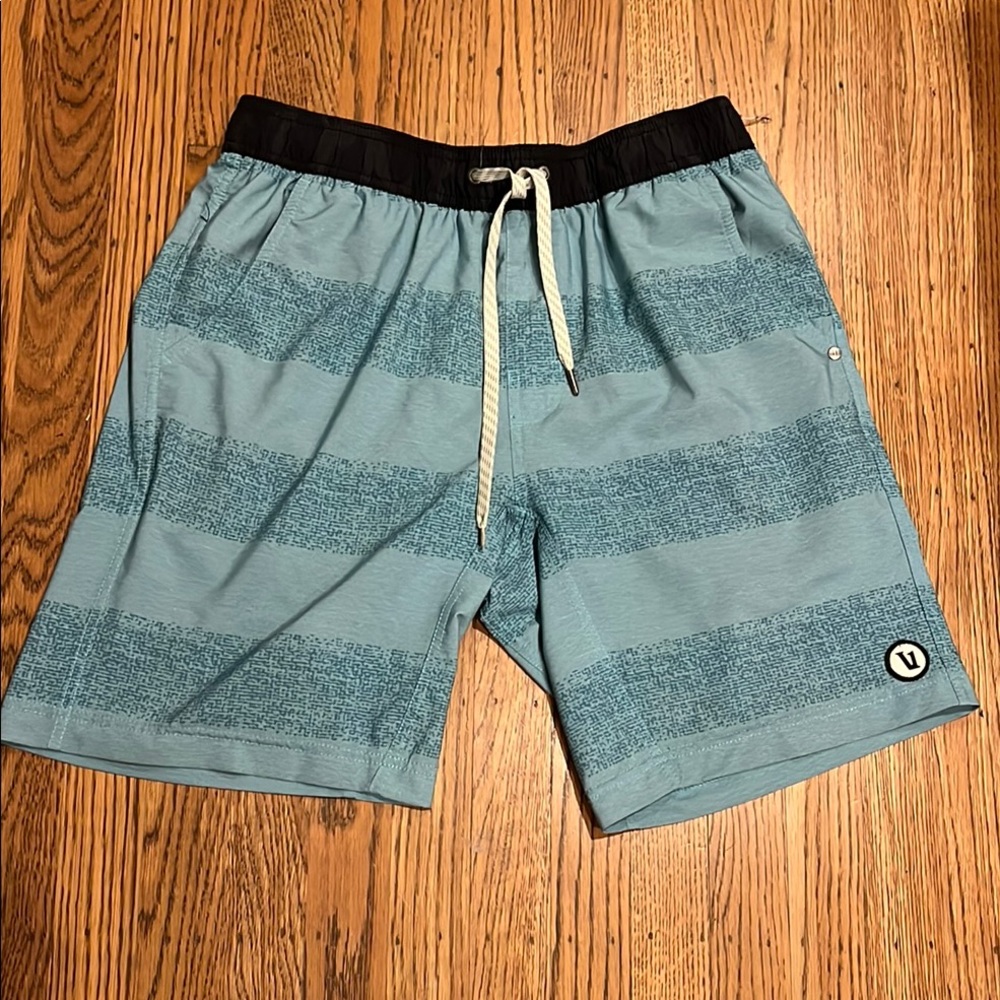 Vuori Shorts